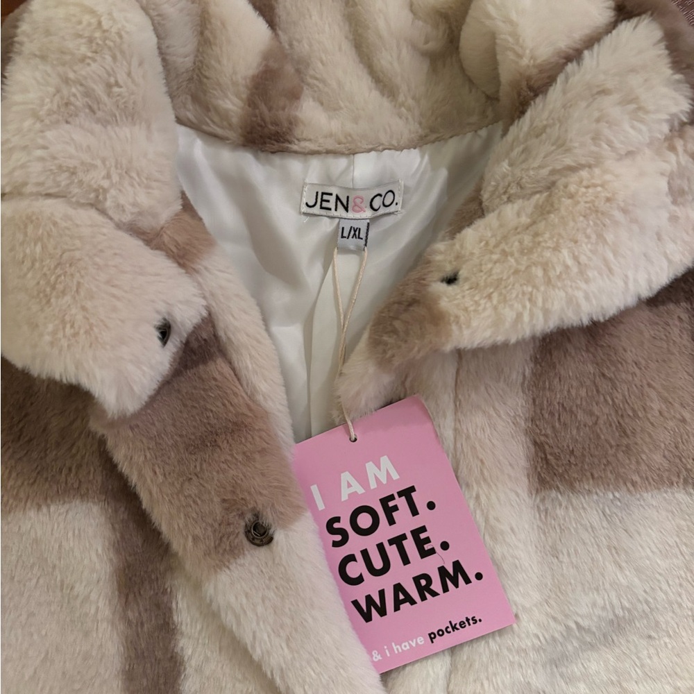 Jen & Co. Cream and Brown Teddy Jacket